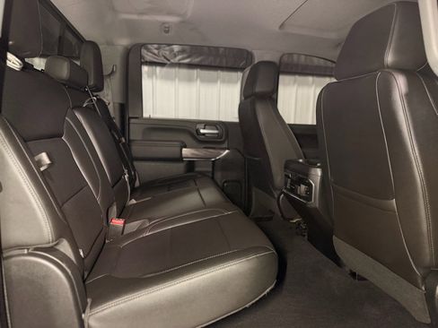 Used 2020 Chevrolet Silverado 2500 LTZ w/ LTZ Plus Package image 15