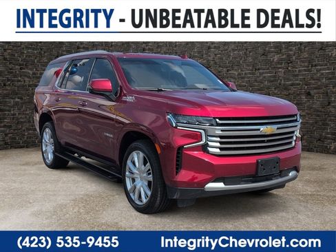 Used 2021 Chevrolet Tahoe High Country w/ Premium Package RWD image 1
