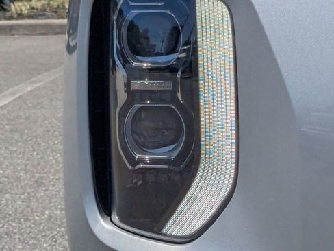 Used 2021 Hyundai Palisade SE image 8