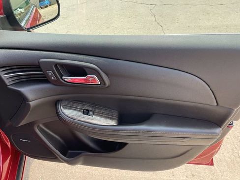 Used 2014 Chevrolet Malibu LT FWD image 16