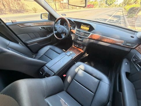 Used 2012 Mercedes-Benz E 350 Sedan image 5