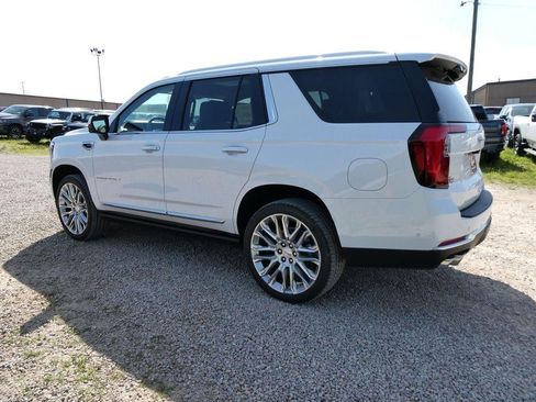 New 2026 GMC Yukon Denali w/ Denali Reserve Package AWD/4WD image 6