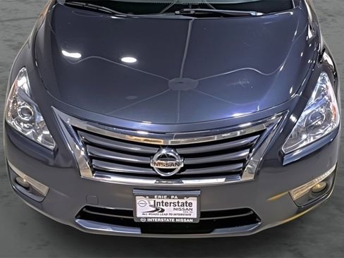 Used 2015 Nissan Altima 2.5 SV w/ Convenience Package image 16