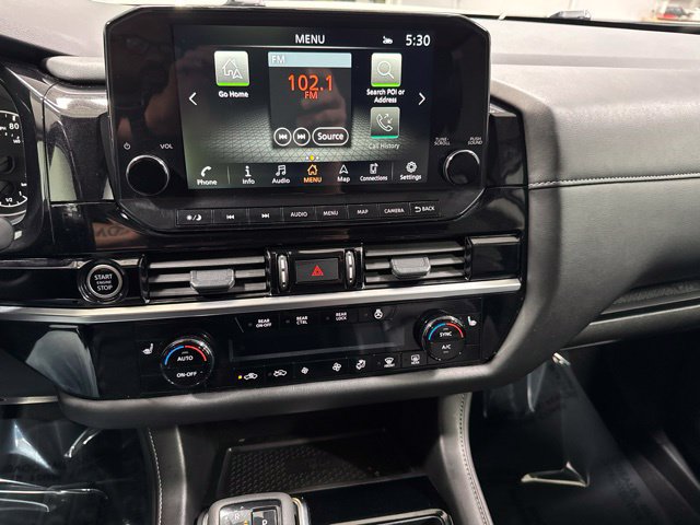 Used 2024 Nissan Pathfinder SL AWD/4WD image 20