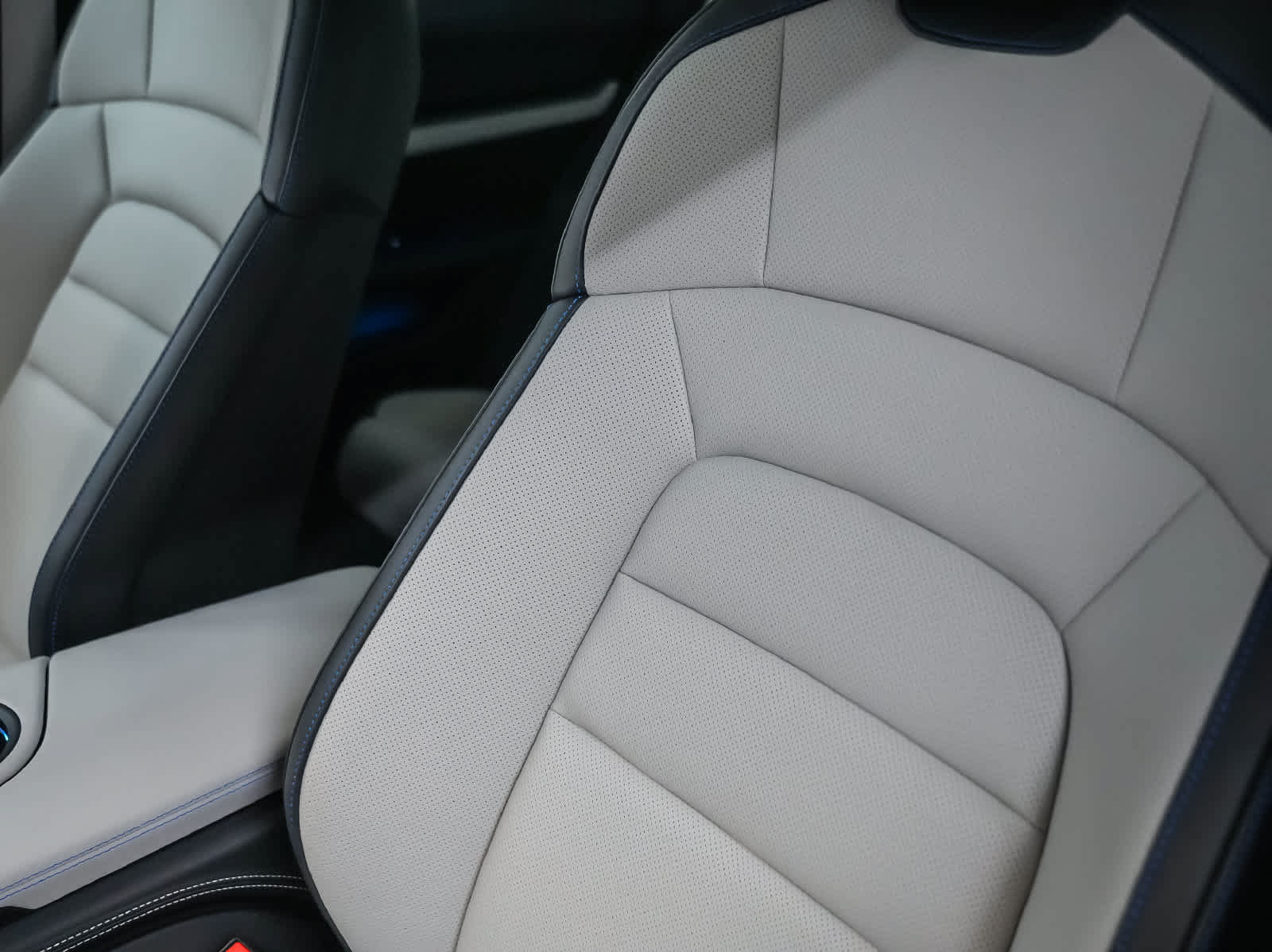 Certified 2026 Porsche Taycan RWD image 29