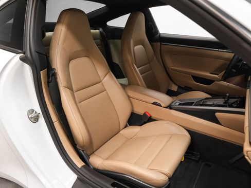 Certified 2021 Porsche 911 Carrera S RWD image 23