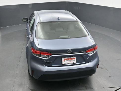 Used 2023 Toyota Corolla LE image 29