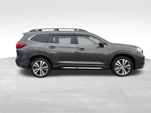 Used 2022 Subaru Ascent Limited image 8
