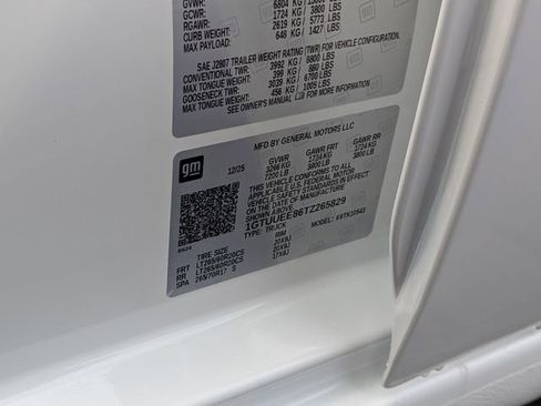 New 2026 GMC Sierra 1500 AT4 w/ AT4 Premium Package image 35