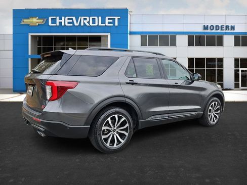 Used 2020 Ford Explorer ST w/ Premium Technology Package image 5