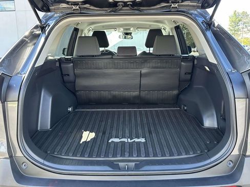 Used 2023 Toyota RAV4 XLE image 8