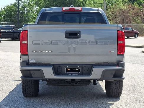 Used 2022 Chevrolet Colorado Z71 w/ Safety Package AWD/4WD image 8