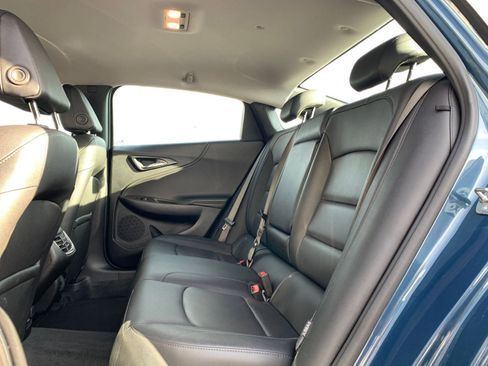 Used 2024 Chevrolet Malibu LT image 25