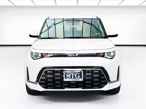 Used 2024 Kia Soul GT-Line FWD image 2