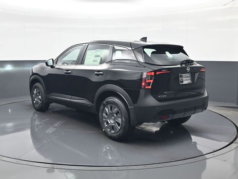 New 2026 Nissan Kicks S image 5