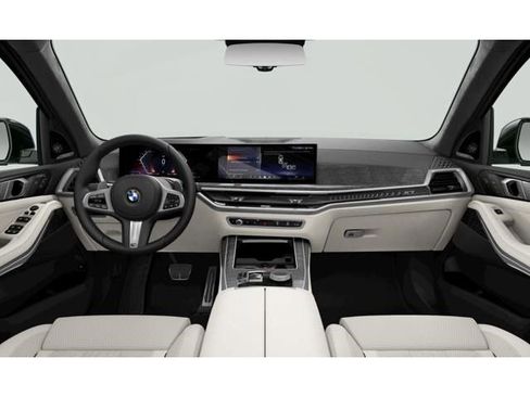 New 2026 BMW X7 xDrive40i w/ Executive Package image 7