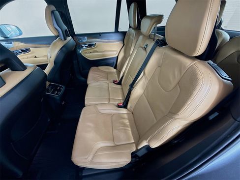 Used 2017 Volvo XC90 T6 Inscription w/ Vision Package image 26