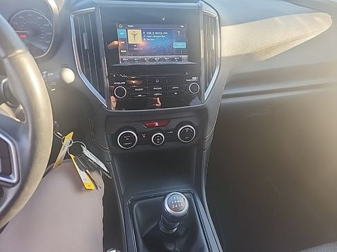 Used 2021 Subaru Crosstrek 2.0i Premium AWD/4WD image 23