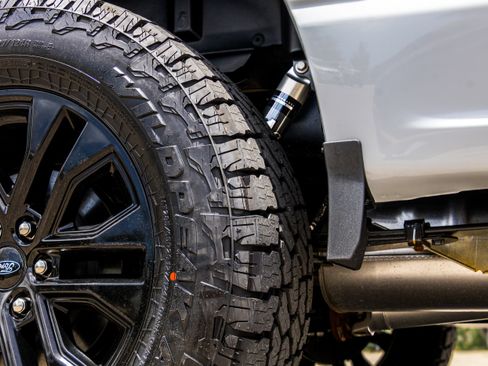 New 2025 Ford F150 Lariat w/ Equipment Group 501A Mid image 13