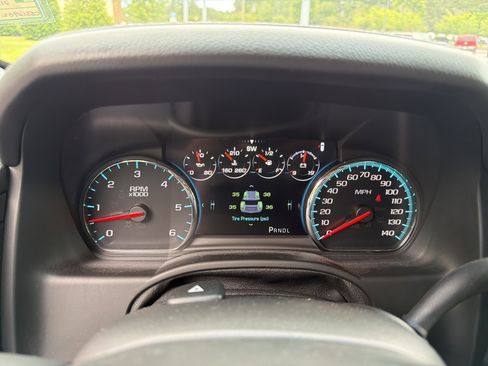 Used 2019 Chevrolet Tahoe Premier AWD/4WD image 28