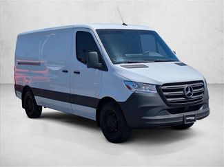 Used 2024 Mercedes-Benz Sprinter 2500 video 3