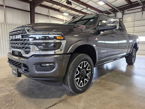 New 2026 RAM 2500 Limited AWD/4WD image 2
