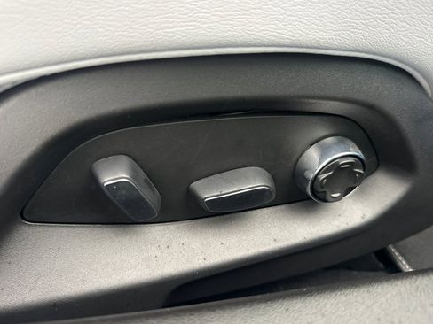 Used 2020 Chevrolet Corvette Stingray Premium Cpe w/ 3LT Preferred Equipment Group image 18