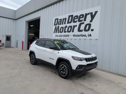 Used 2025 Jeep Compass Trailhawk