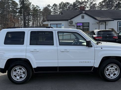 Used 2016 Jeep Patriot Sport w/ Power Value Group FWD image 9