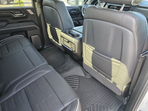Used 2025 GMC Sierra 2500 AT4X AWD/4WD image 29