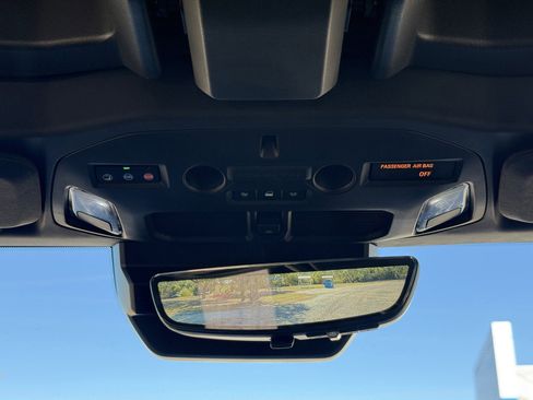 New 2025 GMC Hummer EV 3X image 17