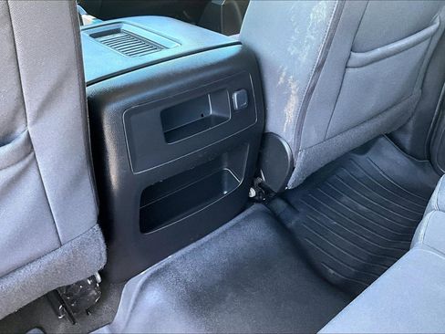 Used 2017 Chevrolet Silverado 1500 LT image 11