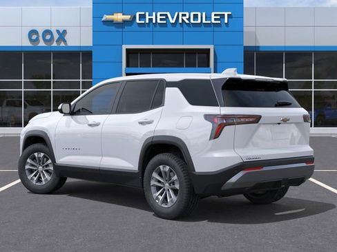 New 2026 Chevrolet Equinox LT FWD image 3