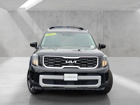Used 2025 Kia Telluride S AWD/4WD image 2