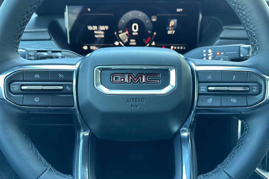 Used 2025 GMC Acadia Elevation w/ Elevation Premium Package FWD image 26