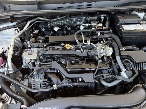 Used 2024 Toyota Corolla LE FWD image 33