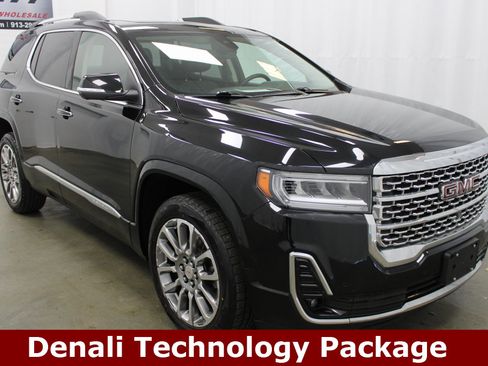 Used 2023 GMC Acadia Denali w/ Denali Technology Package image 4