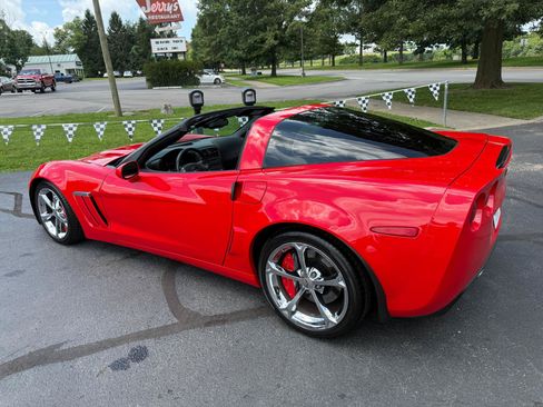 Used 2010 Chevrolet Corvette Grand Sport RWD image 16