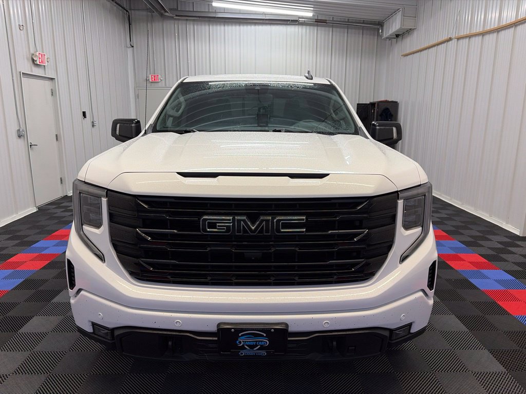 Used 2024 GMC Sierra 1500 Elevation w/ Elevation Premium Package AWD/4WD image 8