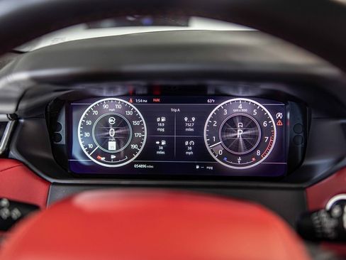 Used 2020 Land Rover Range Rover Velar SV Autobiography Dynamic image 24