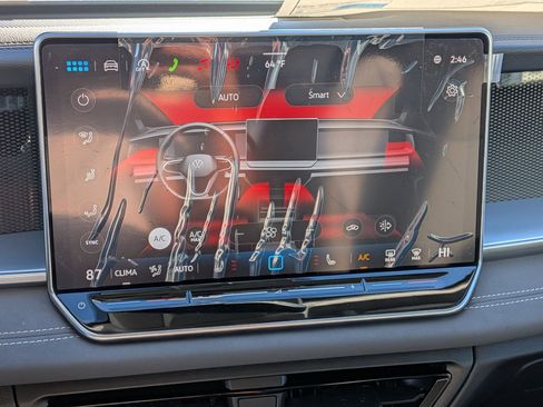 New 2026 Volkswagen Tiguan SE FWD image 23