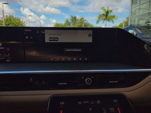 New 2026 INFINITI QX80 Luxe w/ Cargo Package RWD image 24