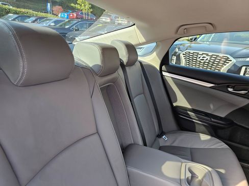 Used 2019 Honda Civic EX-L image 13