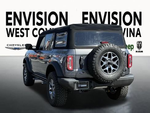 Used 2023 Ford Bronco Badlands image 7