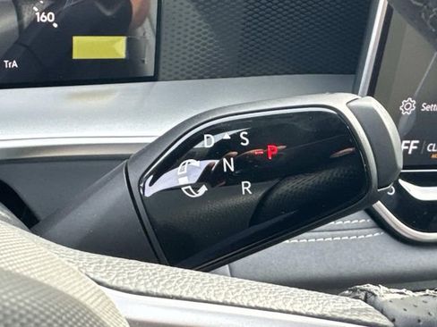 New 2026 Volkswagen Tiguan SE R-Line image 23