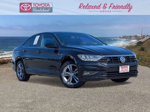 Used 2019 Volkswagen Jetta R-Line image 1