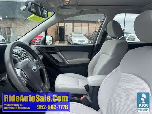 Used 2015 Subaru Forester 2.5i Premium AWD/4WD image 10