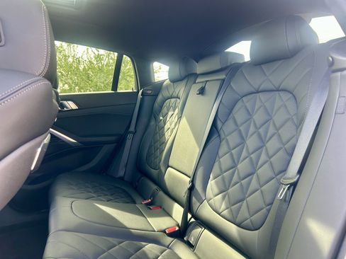 Used 2024 BMW X6 xDrive40i w/ M Sport Professional Package image 13