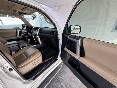 Used 2013 Toyota 4Runner Limited image 15