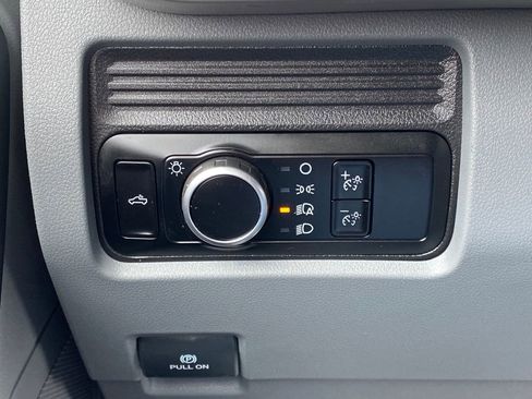 Used 2023 Ford F250 XL w/ Snow Plow Prep Package image 28